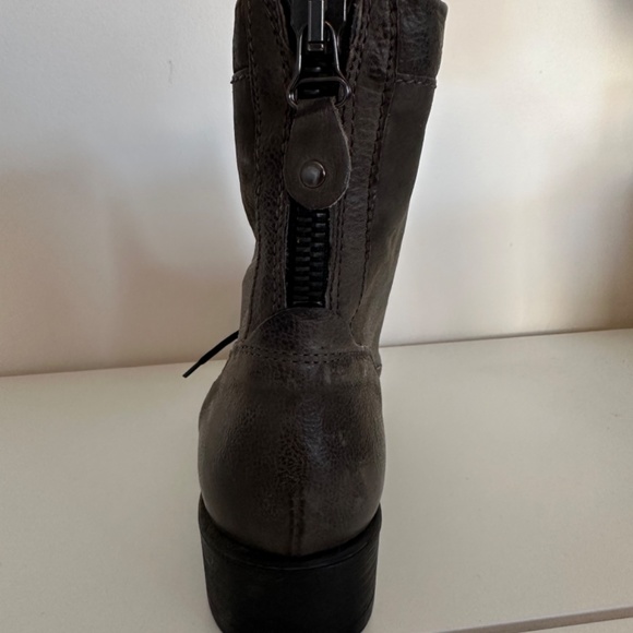 Grey Leather Combat Boots Size 41 from Browns - Picture 3 of 5